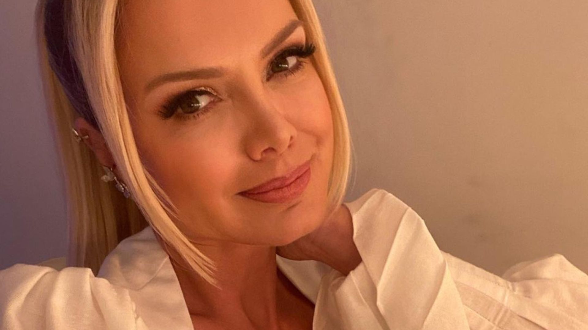 Fim de uma era? Eliana se pronuncia sobre negociação para assumir as manhãs da Globo