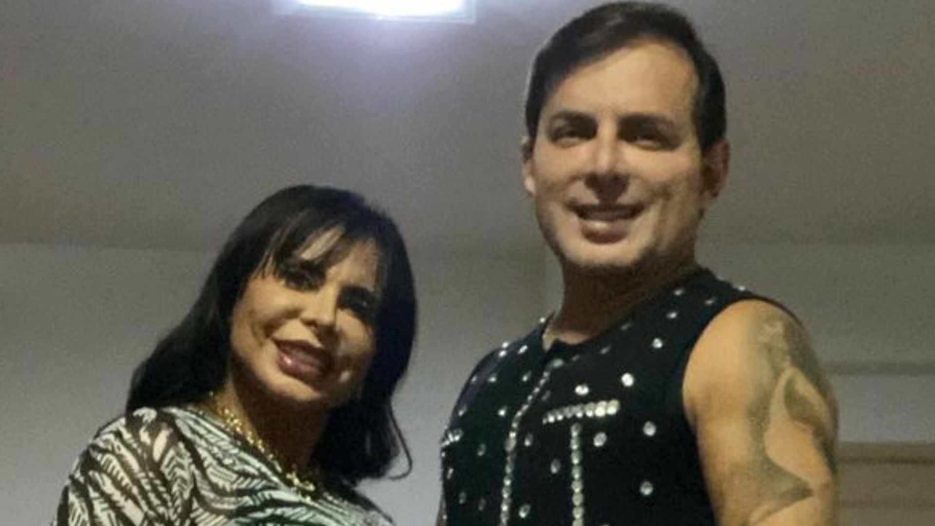 Gretchen e o marido deixam hospital após recauchutagem geral: “Irreconhecíveis”