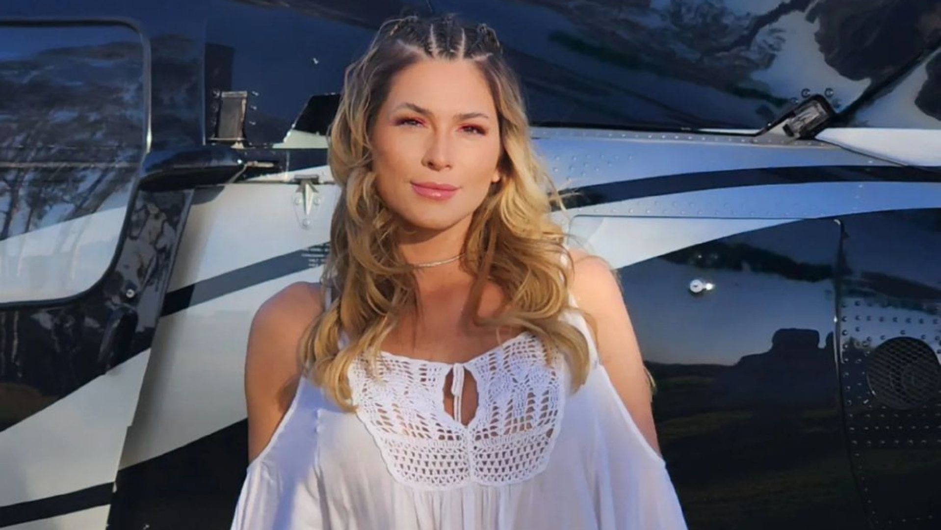 Apresentadora Lívia Andrade é contratada pela Globo e tem data de estreia definida