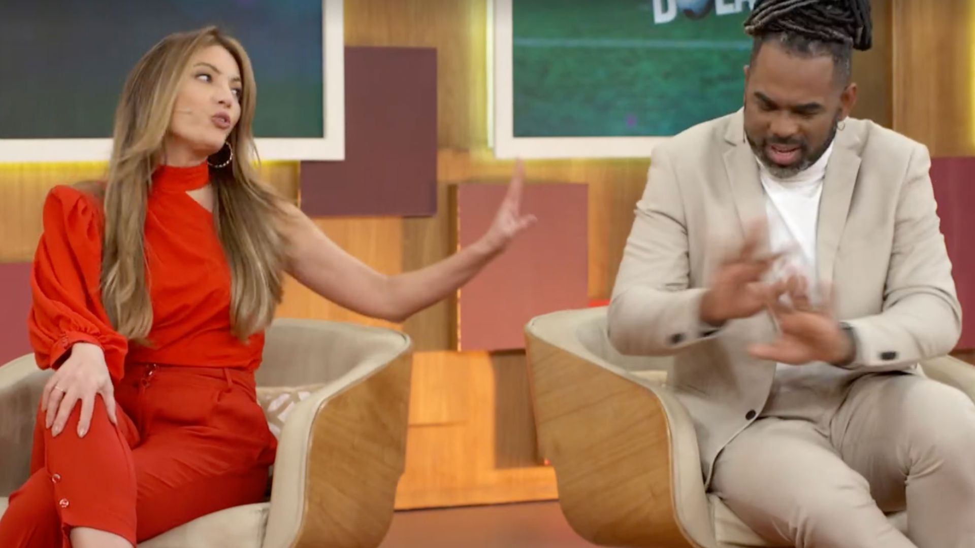 Ao vivo, Patrícia Poeta corta Manoel Soares de forma ríspida: “Não vamos falar”