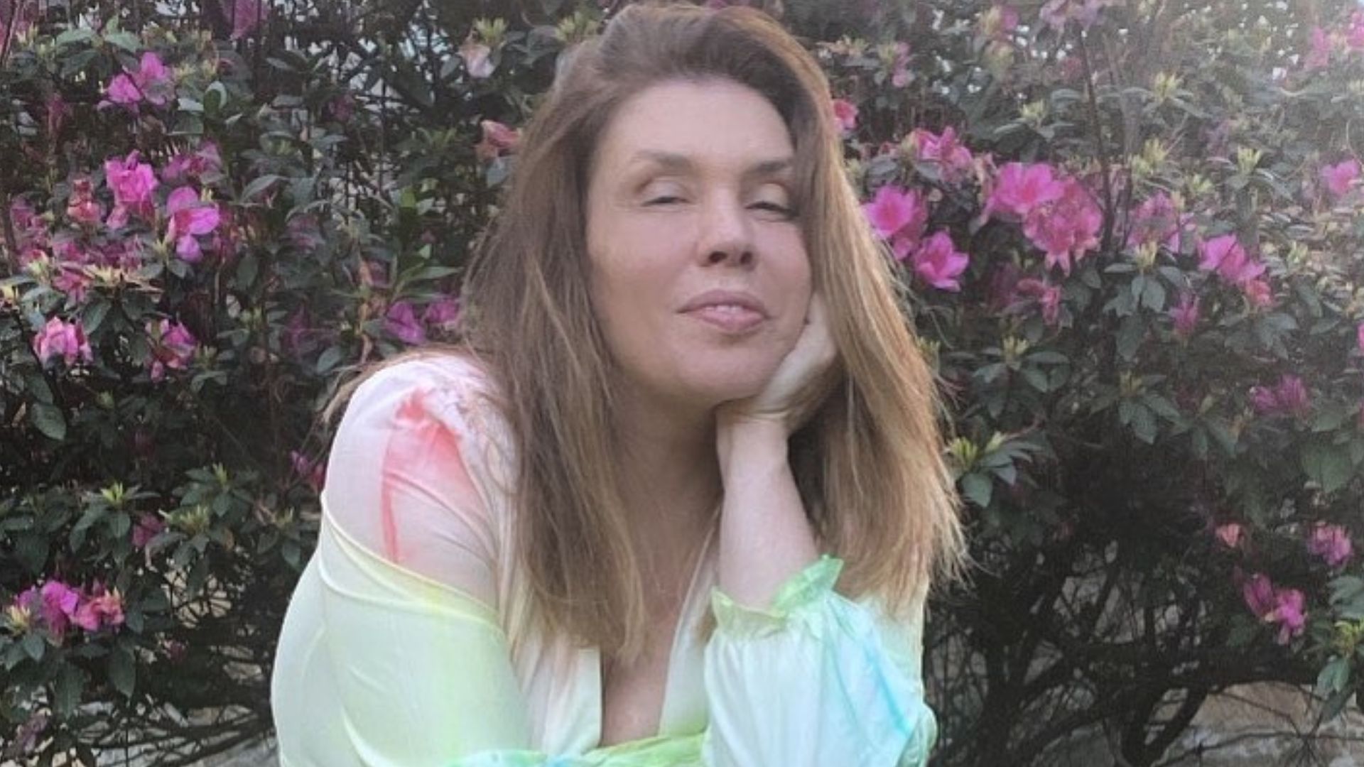 Na luta contra o câncer, Simony reaparece e reflete sobre estado de saúde: “Agradecer sempre”
