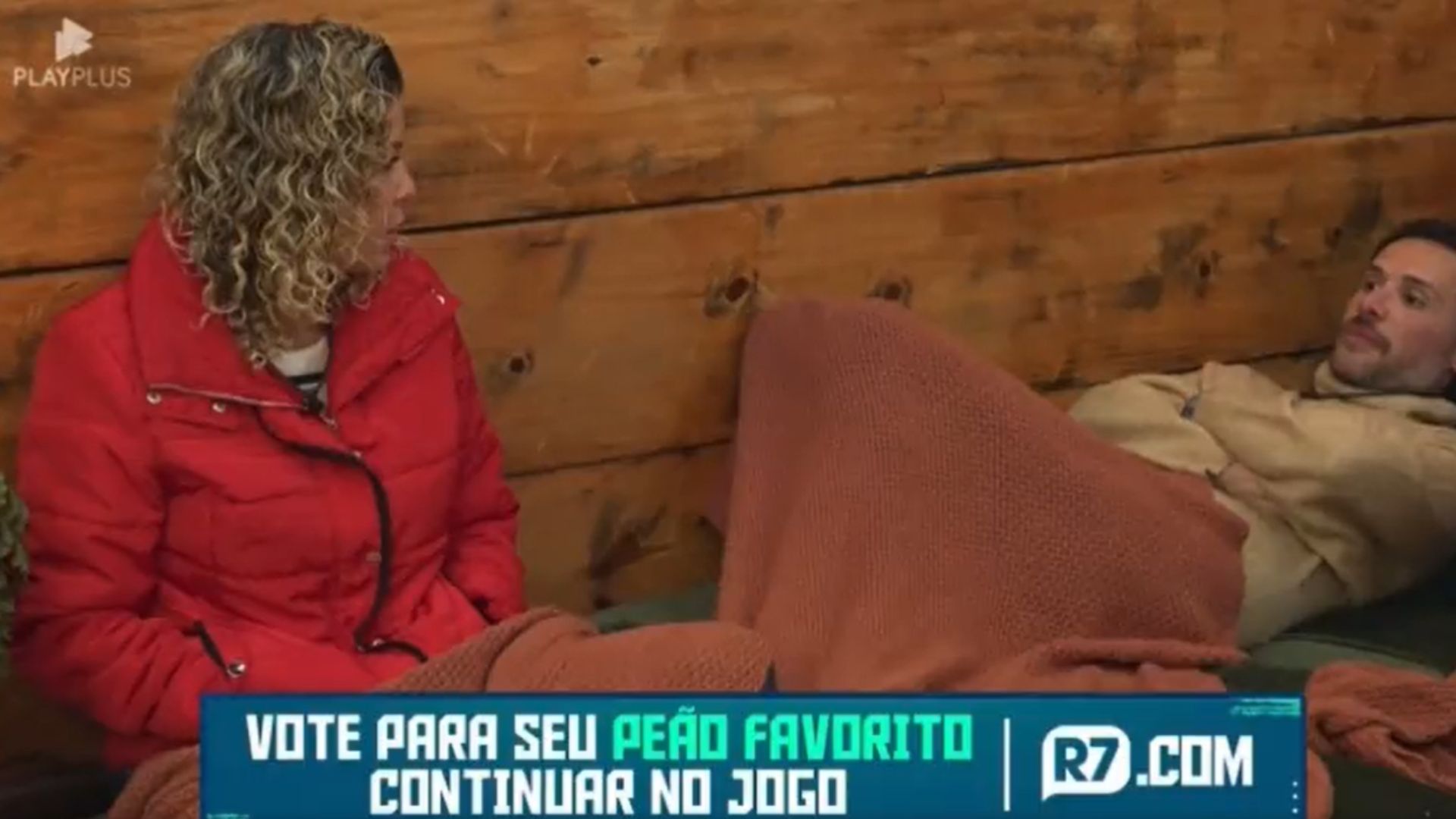 A Fazenda 14: Alex diz que Pétala ficou famosa por expor o ex-marido