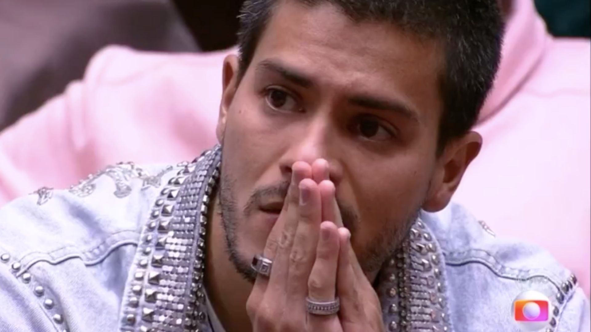 BBB22: Em discurso, Tadeu Schmidt conforta Arthur: “Não passou nem perto”