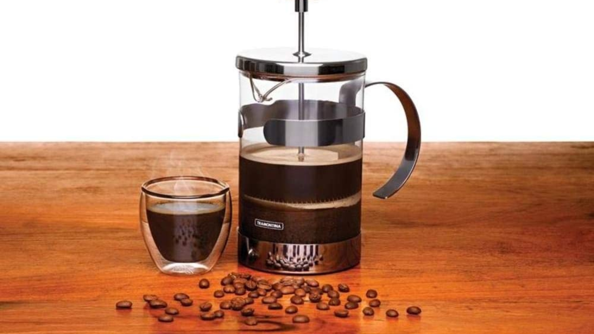 Confira 25 modelos de cafeteiras práticas e versáteis para ter em casa