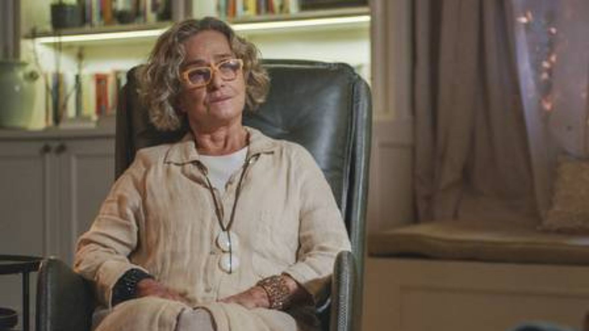 Um Lugar ao Sol: Ana Virgínia descobre segredo e deixa Rebeca na mão: “Não posso”