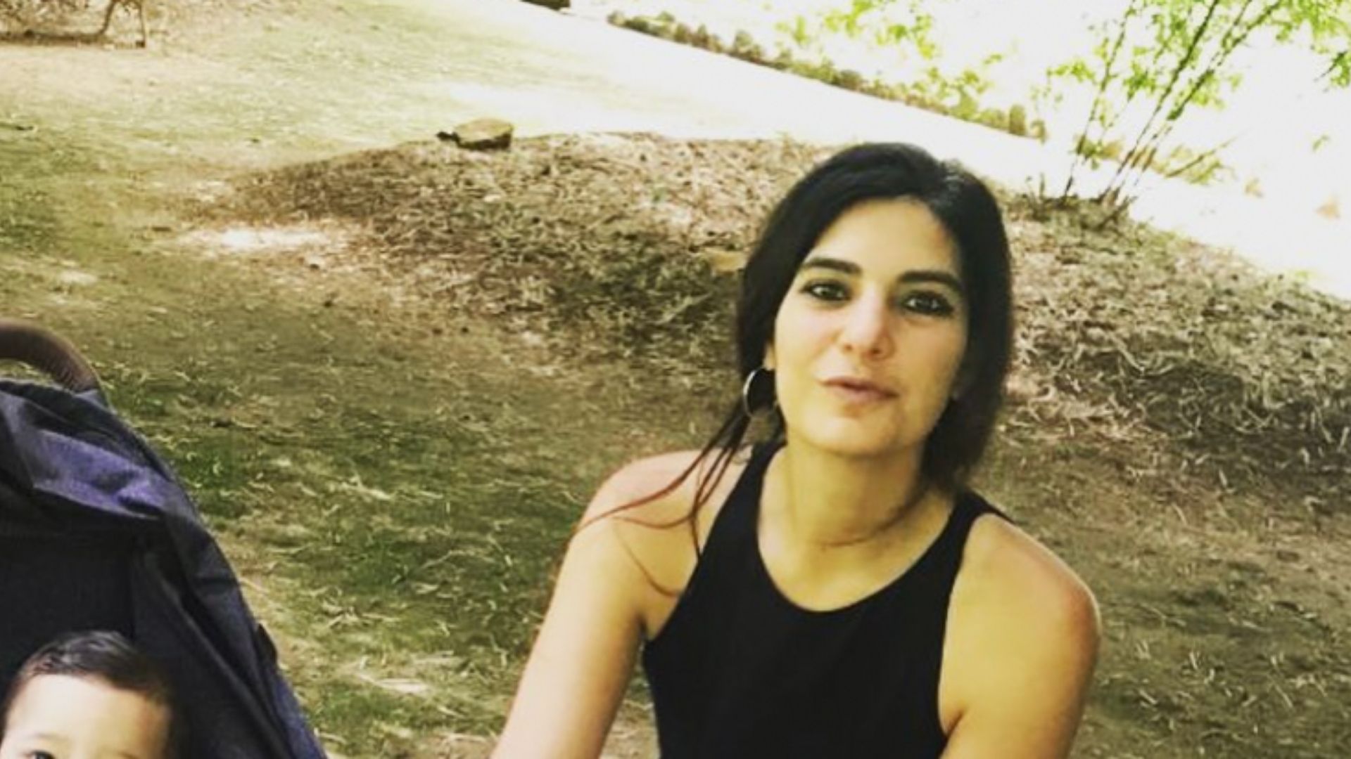 Andréia Sadi passeia com os gêmeos que surgem enormes: “Dois príncipes”