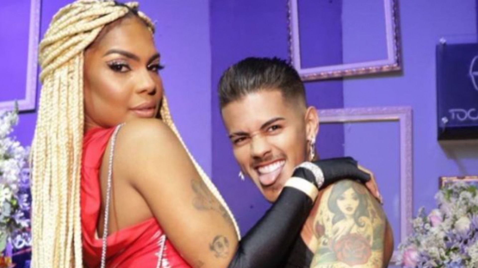 Biel surge apalpando bumbum de Tays Reis em clique quente: “Putariazinha”
