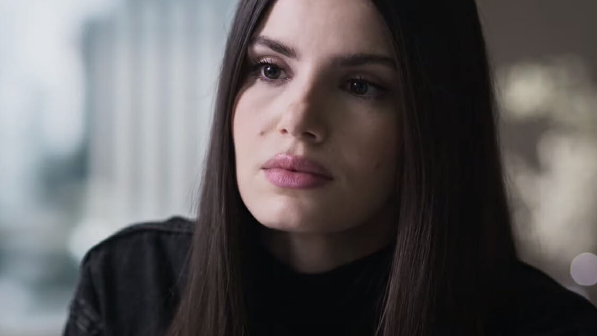 Camila Queiroz entra em negociação para retornar à Globo em ‘Verdades Secretas 3’