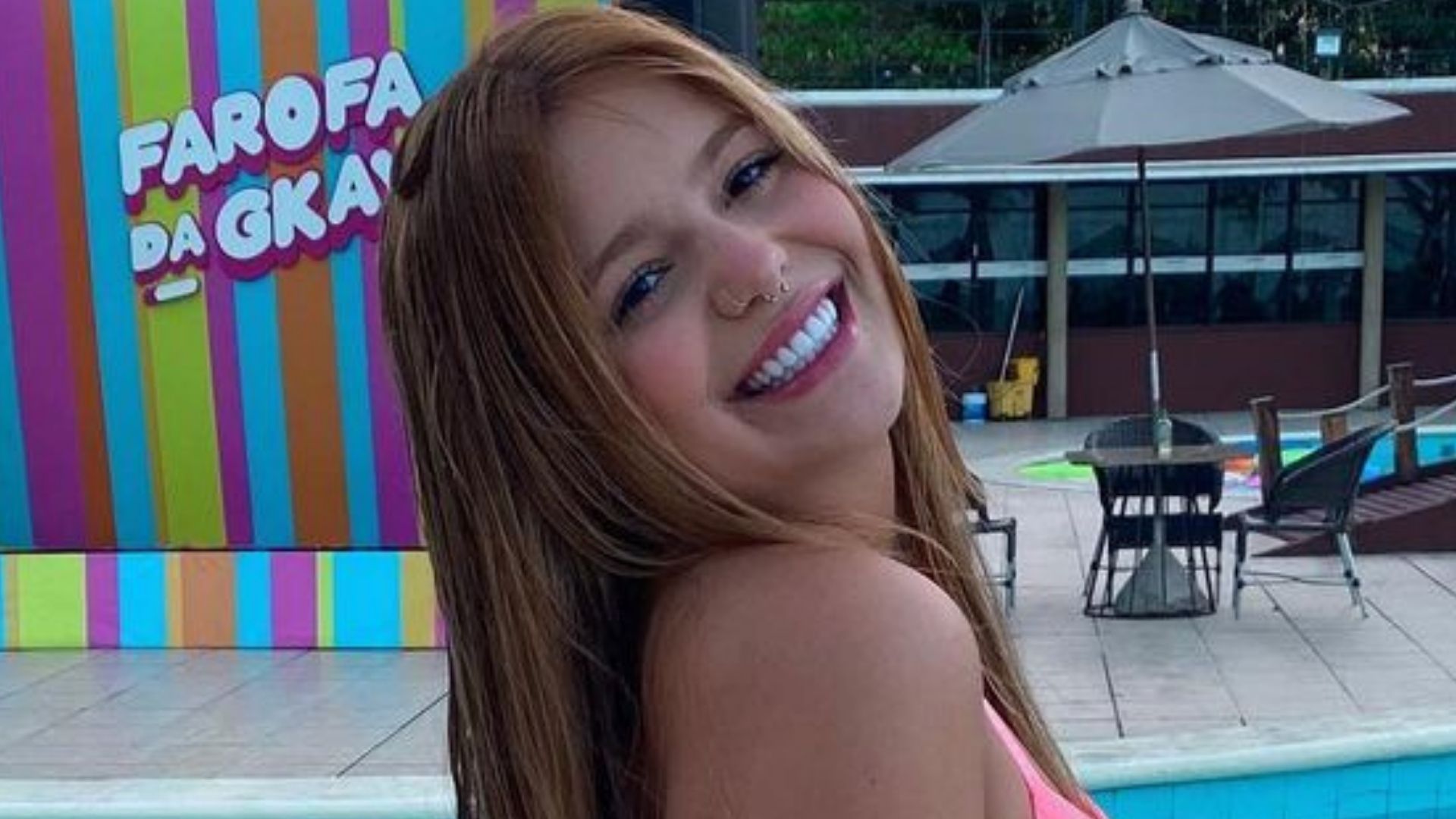 Ex-BBB Viih Tube posa de ladinho e bumbum turbinado rouba a cena: “Gostosa”