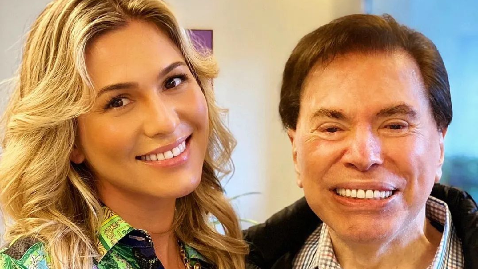 Lívia Andrade reencontra Silvio Santos um ano após sair do SBT: “Fiz o que gostaria”