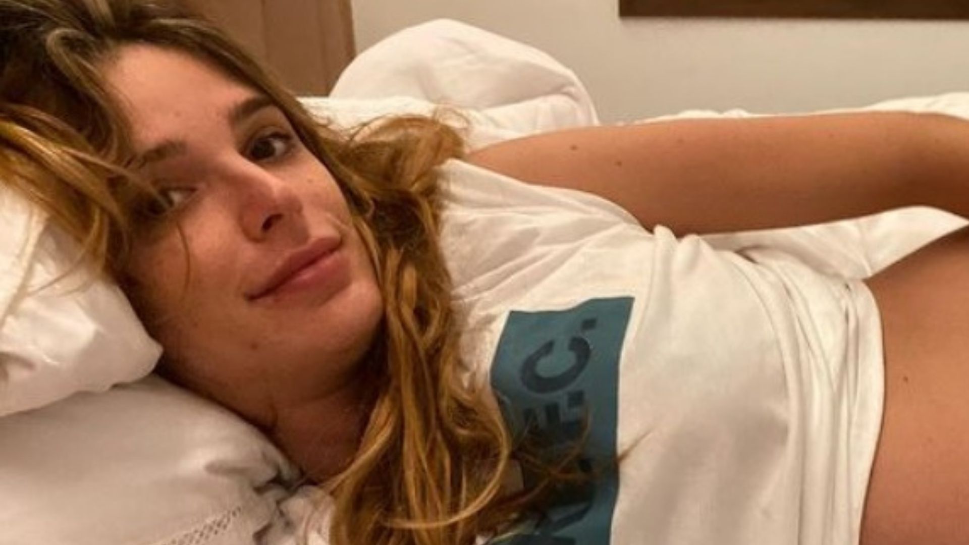 Rafa Brites mostra cicatriz gigante da cesárea e desabafa: “Me chateava”