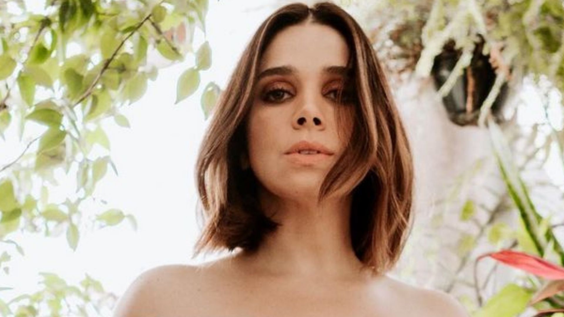 Sabrina Petraglia exibe barrigão da terceira gravidez e reflete: “Desafio”
