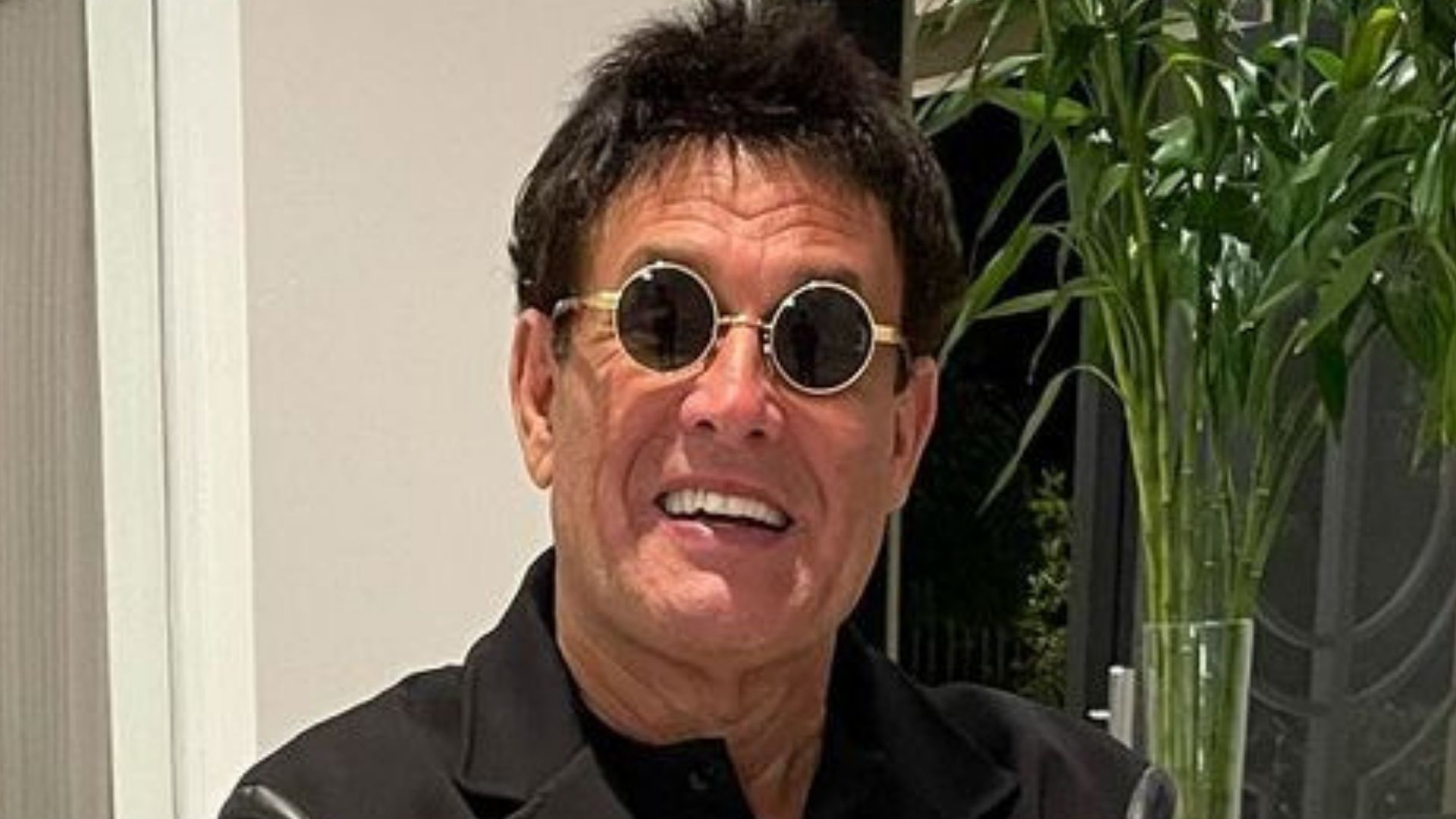 Sérgio Mallandro tem perfil derrubado no Instagram e corre risco de perder tudo