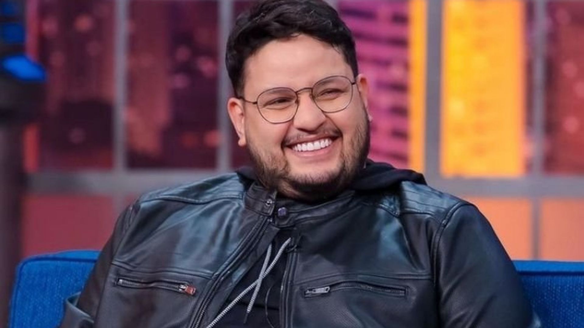 Sertanejo Maurílio está em estado grave e usa ventilação mecânica, diz boletim