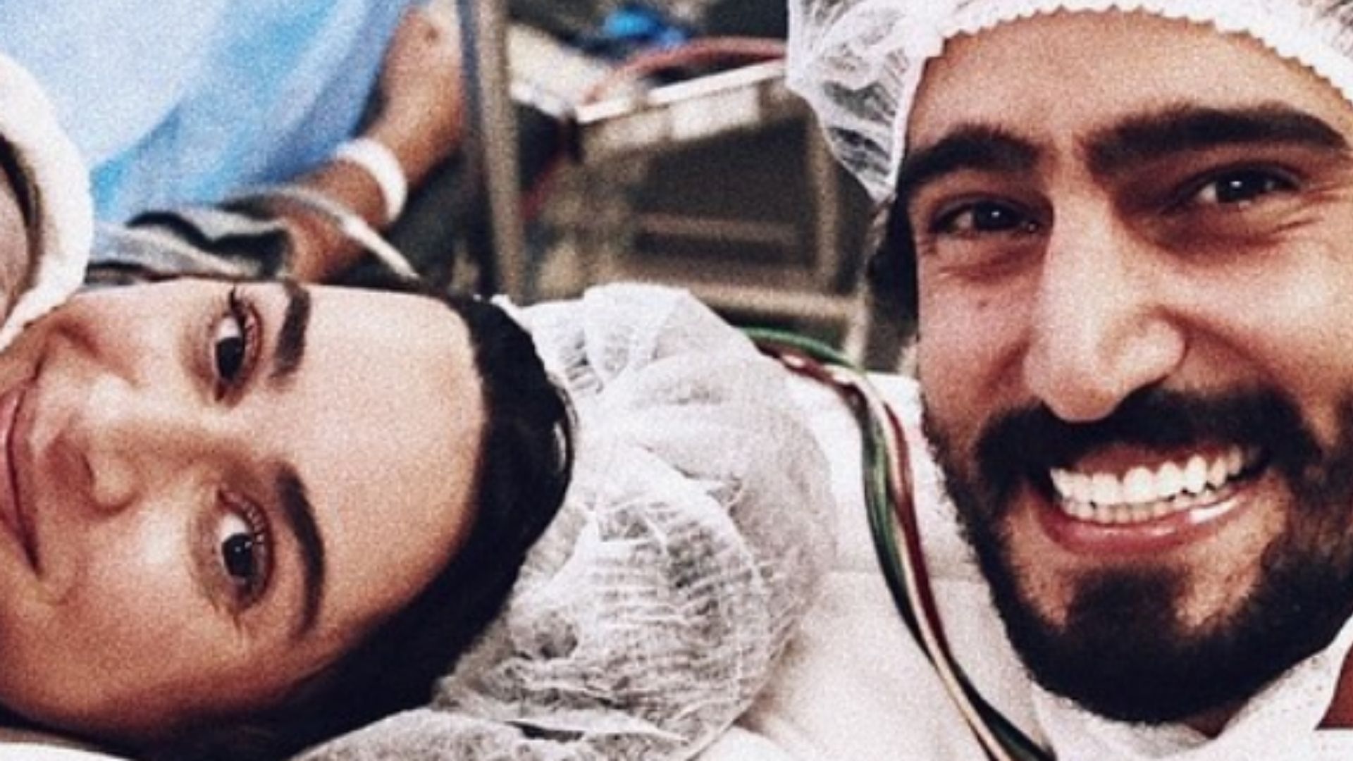 Thaila Ayala apresenta o filho pela primeira vez após nascimento: “Família completa”