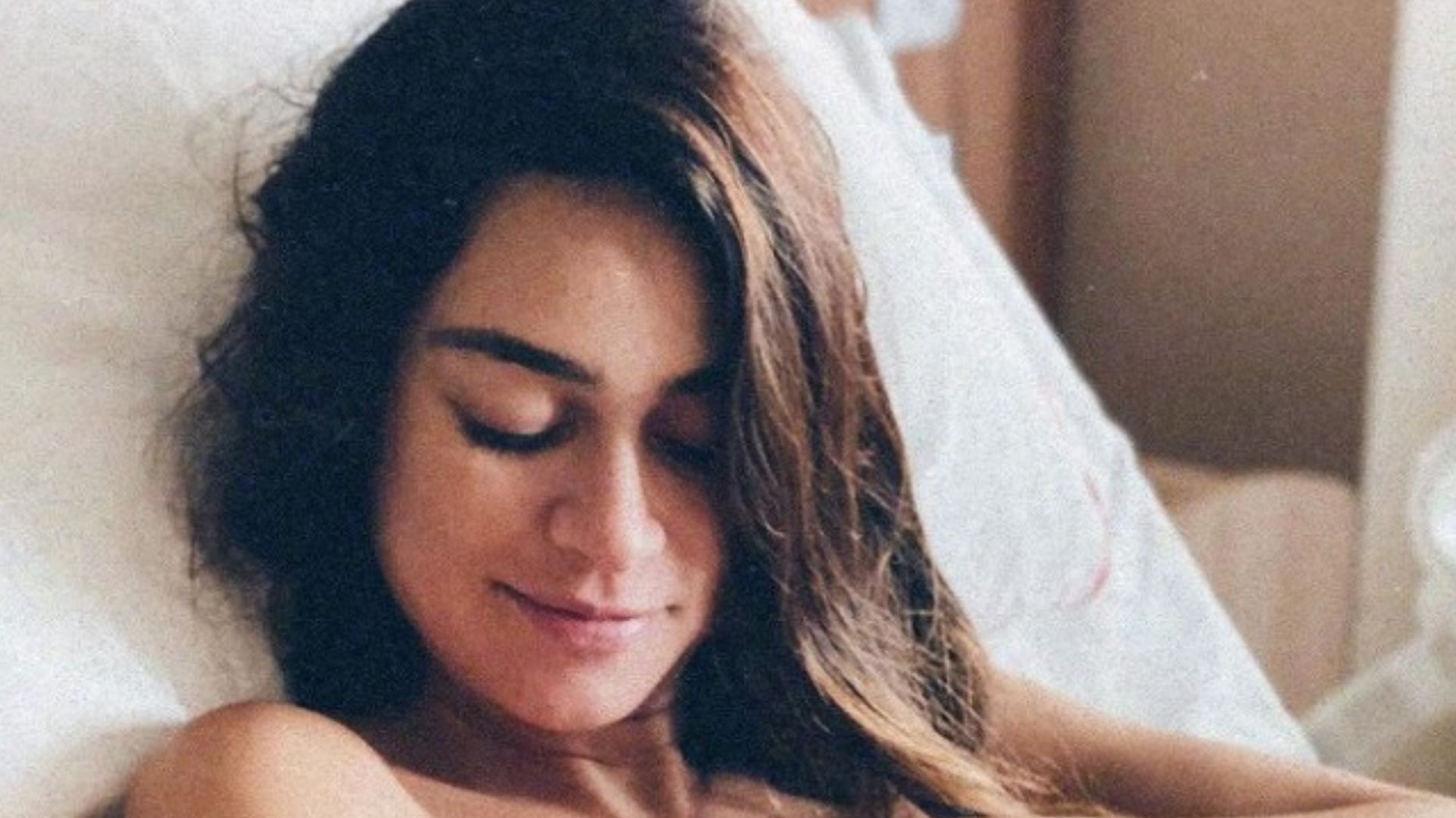 Thaila Ayala revela gravidez difícil e parto com sério risco de vida: “Tanta dor”