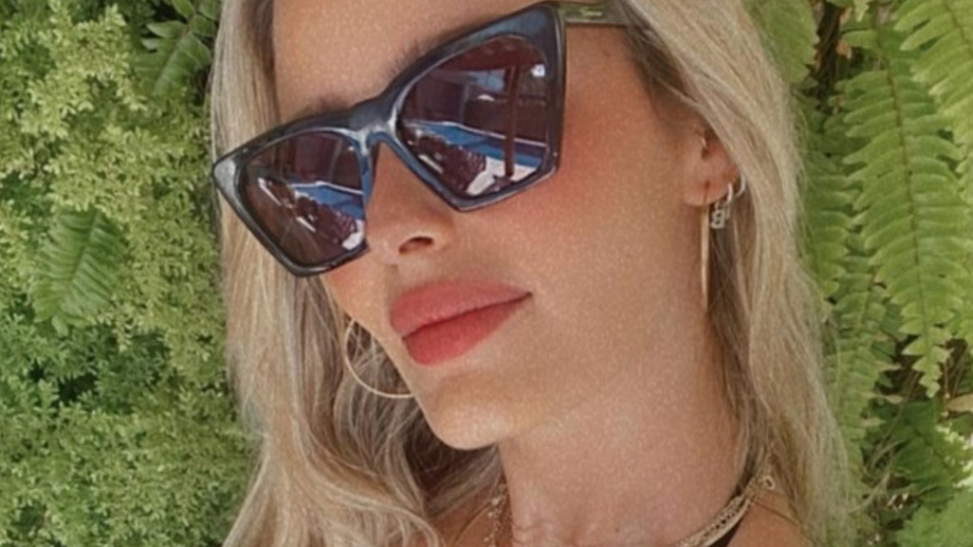 Yasmin Brunet posa de biquíni e físico sequinho vira inspiração: “Meta de corpo”