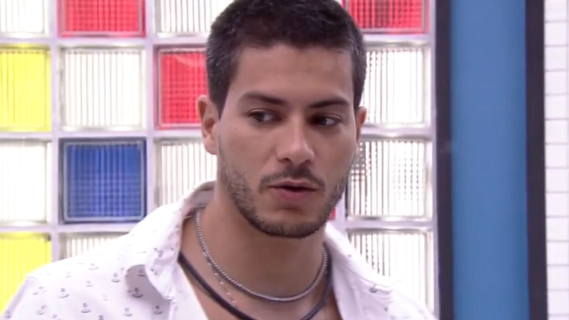 BBB22: Sensitivo? Arthur Aguiar recebe spoiler do Paredão em sonho: “Você fica”