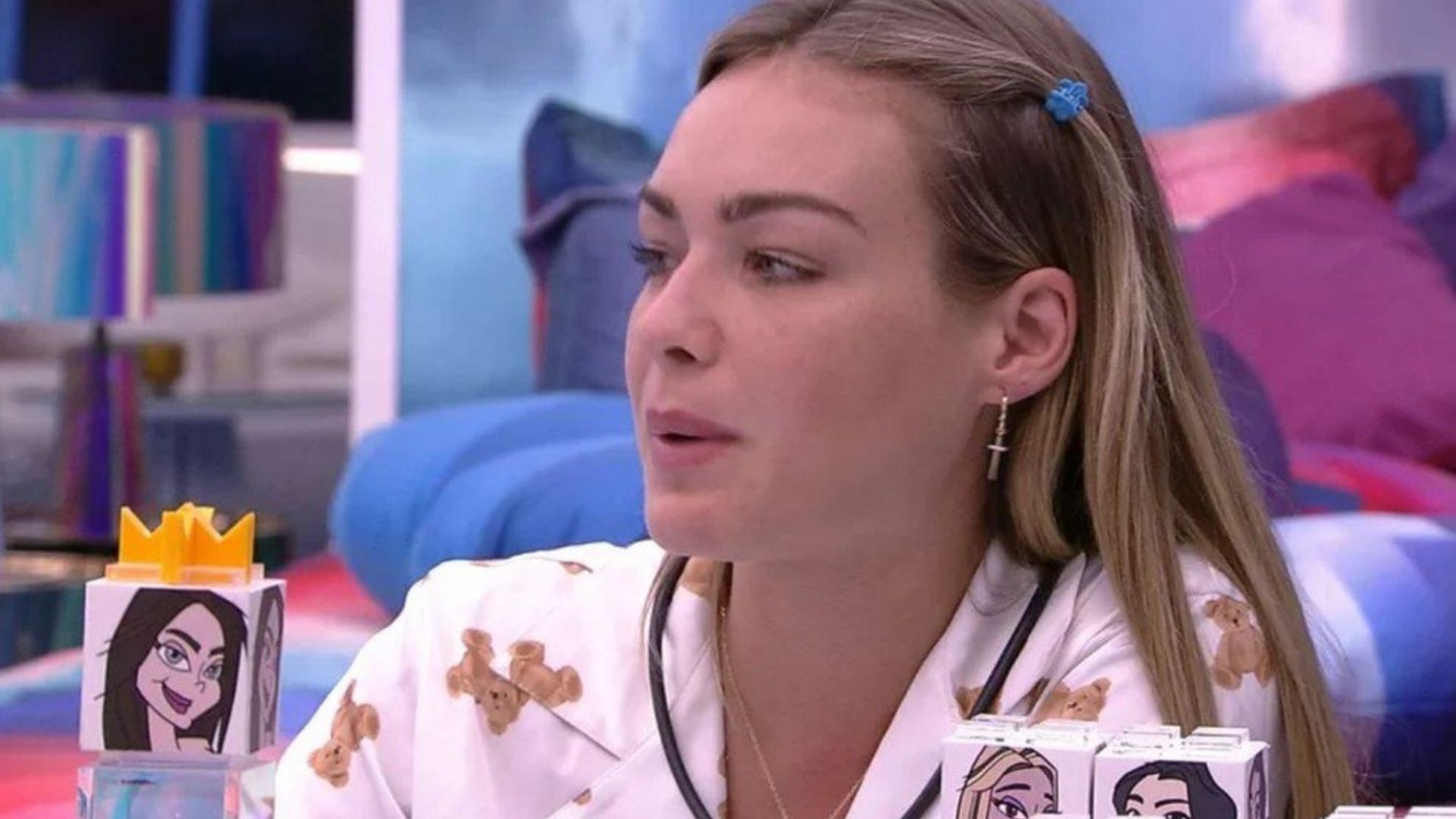 BBB22: Bárbara não segura a língua e conta segredo de brother: “Eu conheci”