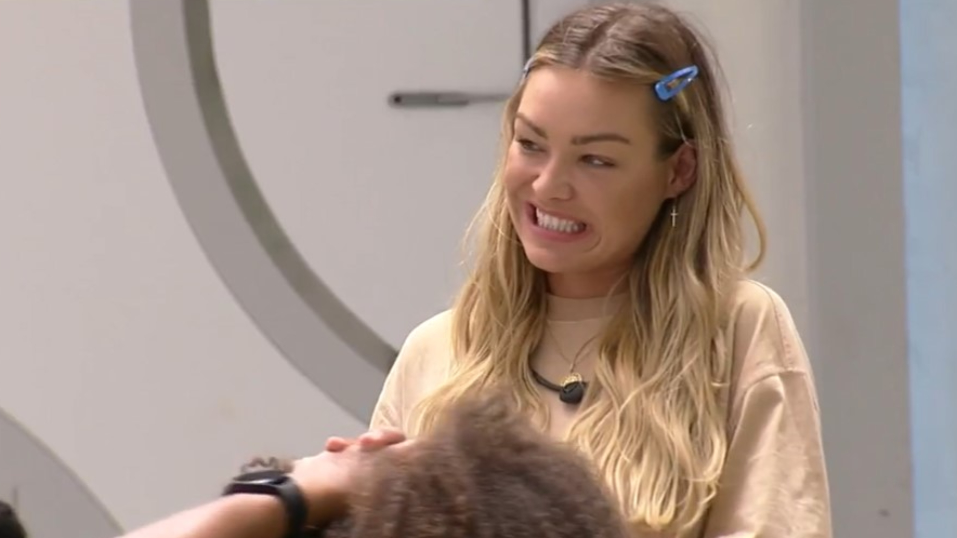 BBB22: Bárbara vence ‘Prova do Anjo’ e coloca Camarotes no ‘Castigo do Monstro’
