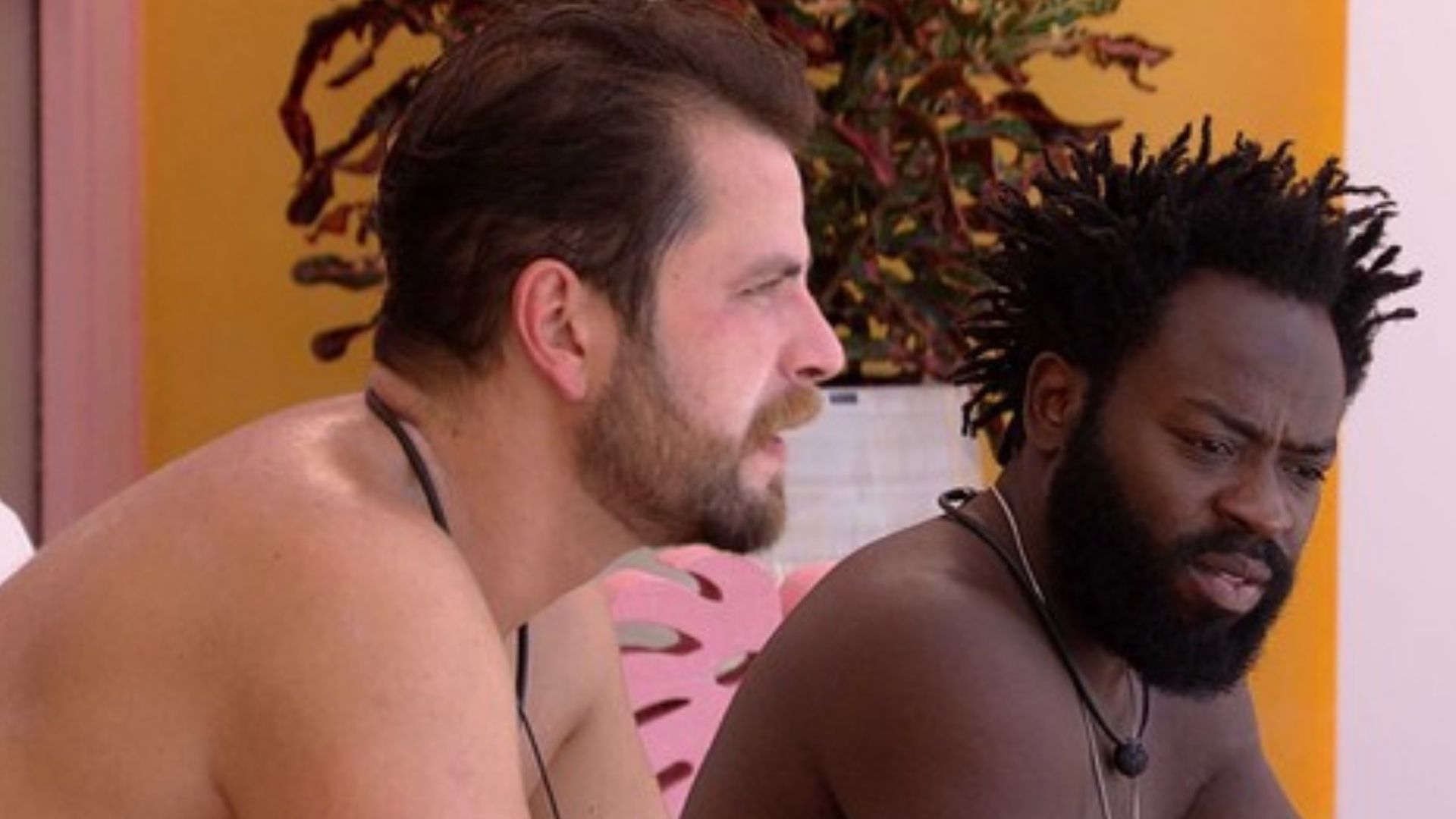 BBB22: Douglas Silva desabafa sobre brothers falsos: “Quando menos espera”