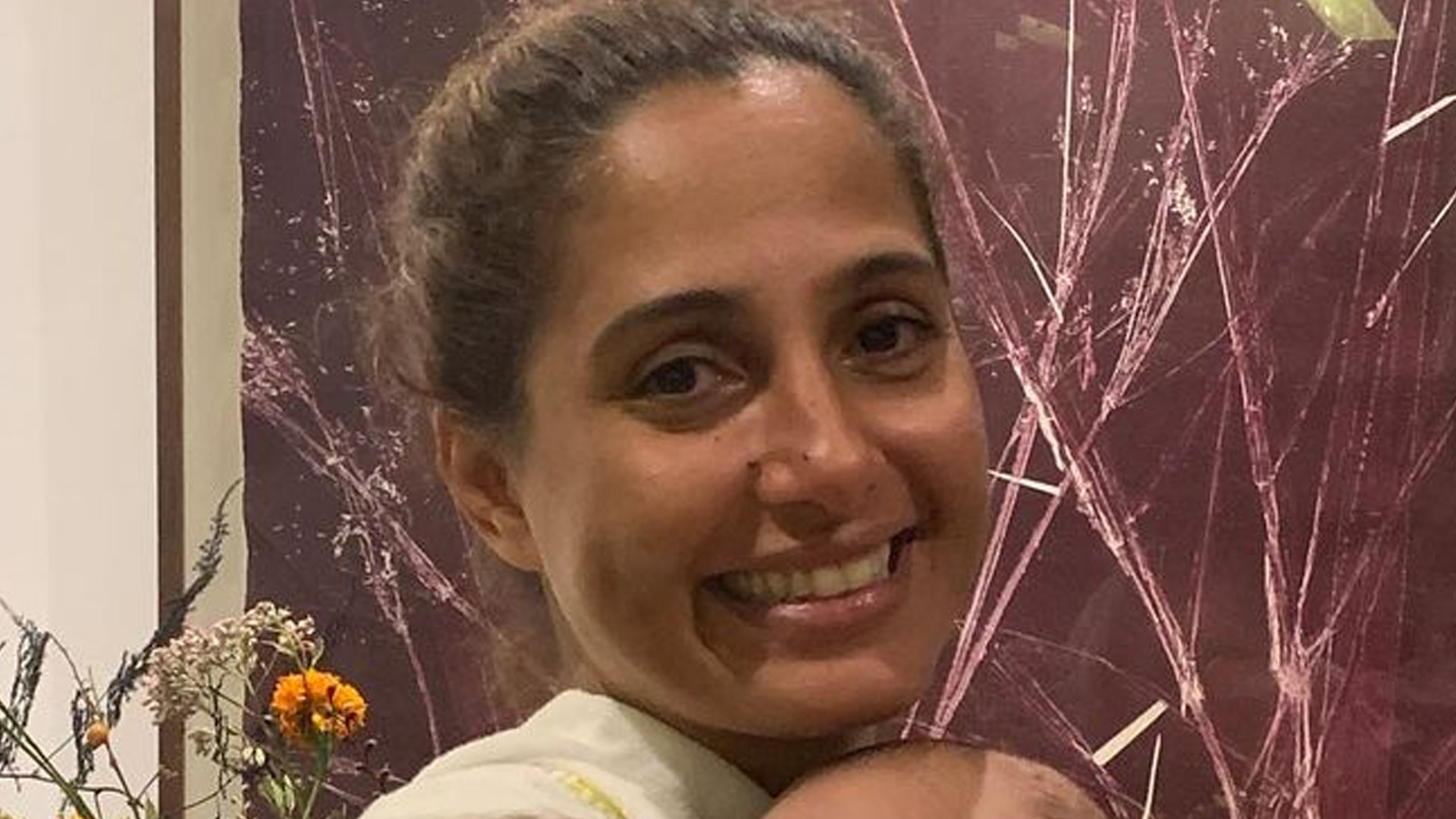 Camila Pitanga se emociona com bebê no colo: “Esculpido no amor”