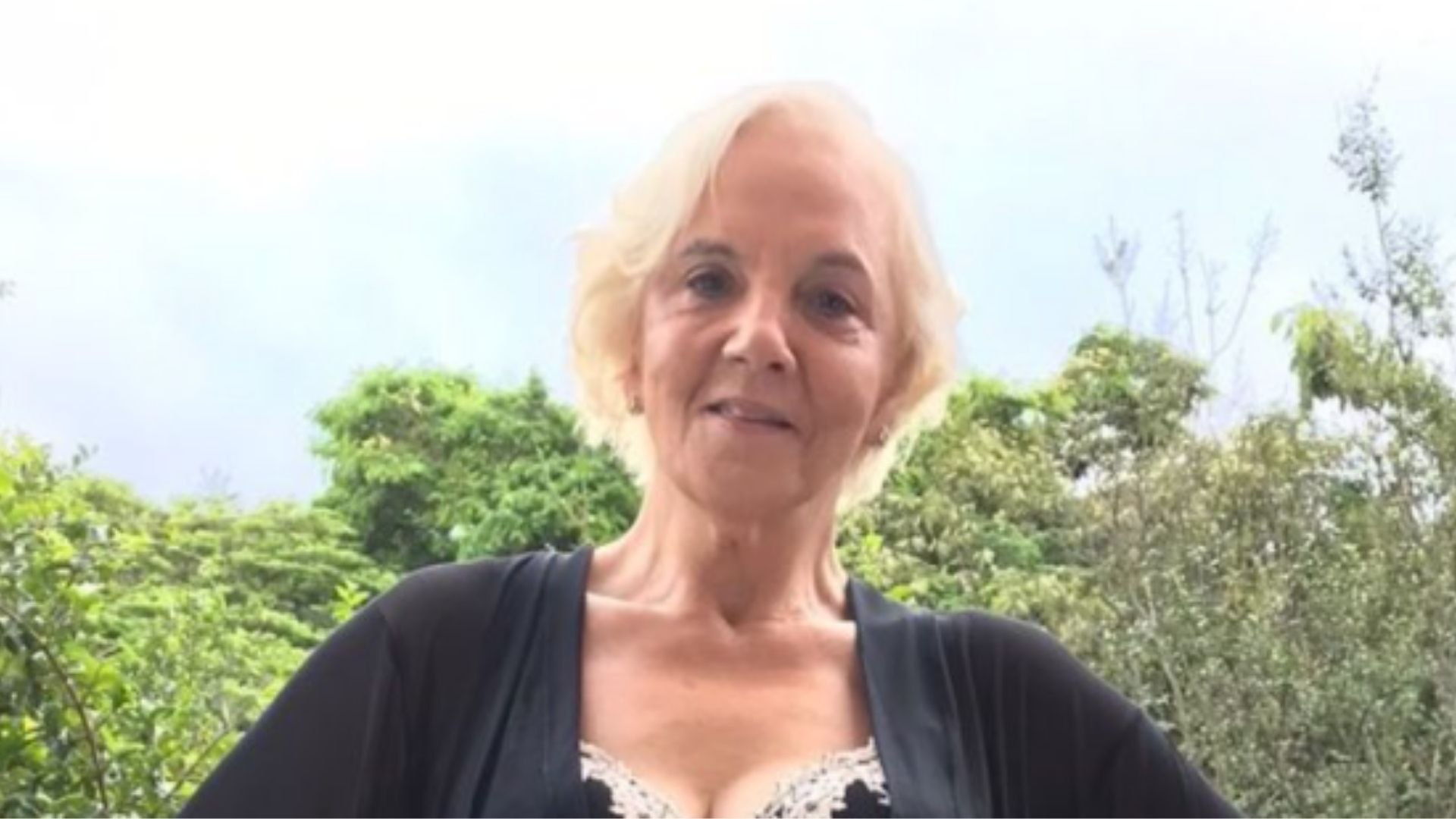 Aos 67 anos, Denise del Vecchio posa de lingerie e choca fãs: “Espetáculo”