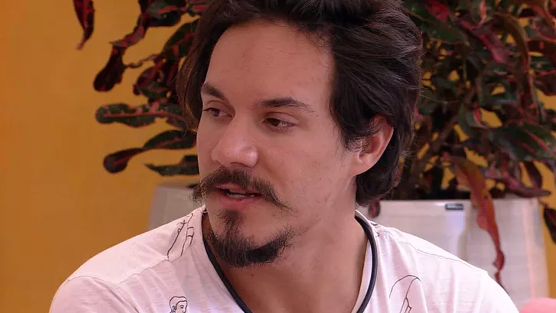 BBB22: Eliezer acorda para o jogo e muda de estratégia: “Não é o caminho”