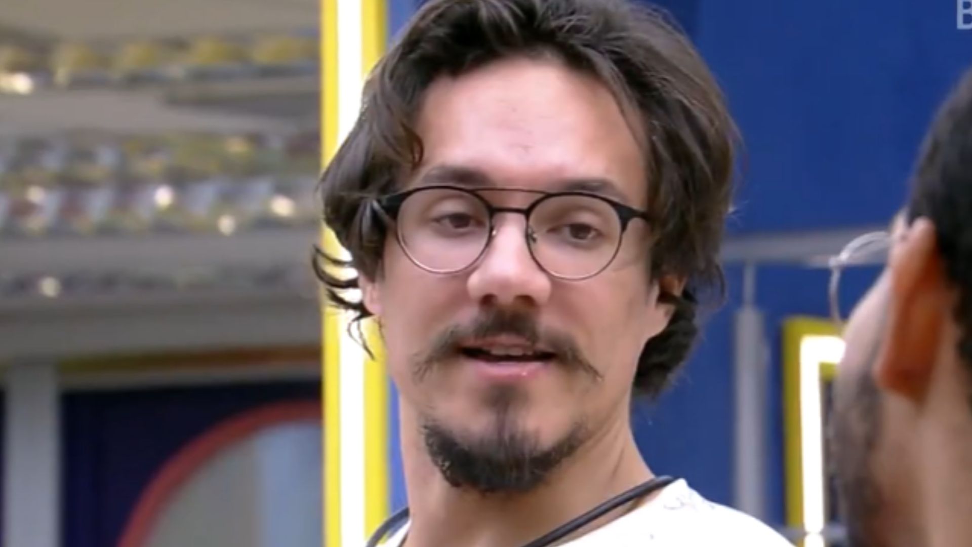 BBB22: Eliezer gasta R$ 14 mil em harmonização para o reality: “Ia entrar pior”