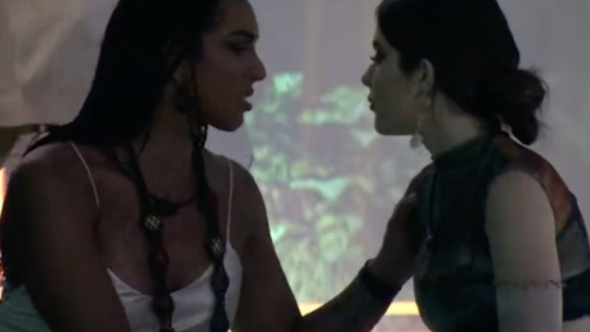 BBB22: Linn da Quebrada tira satisfações com Jade Picon: “Não me subestime”