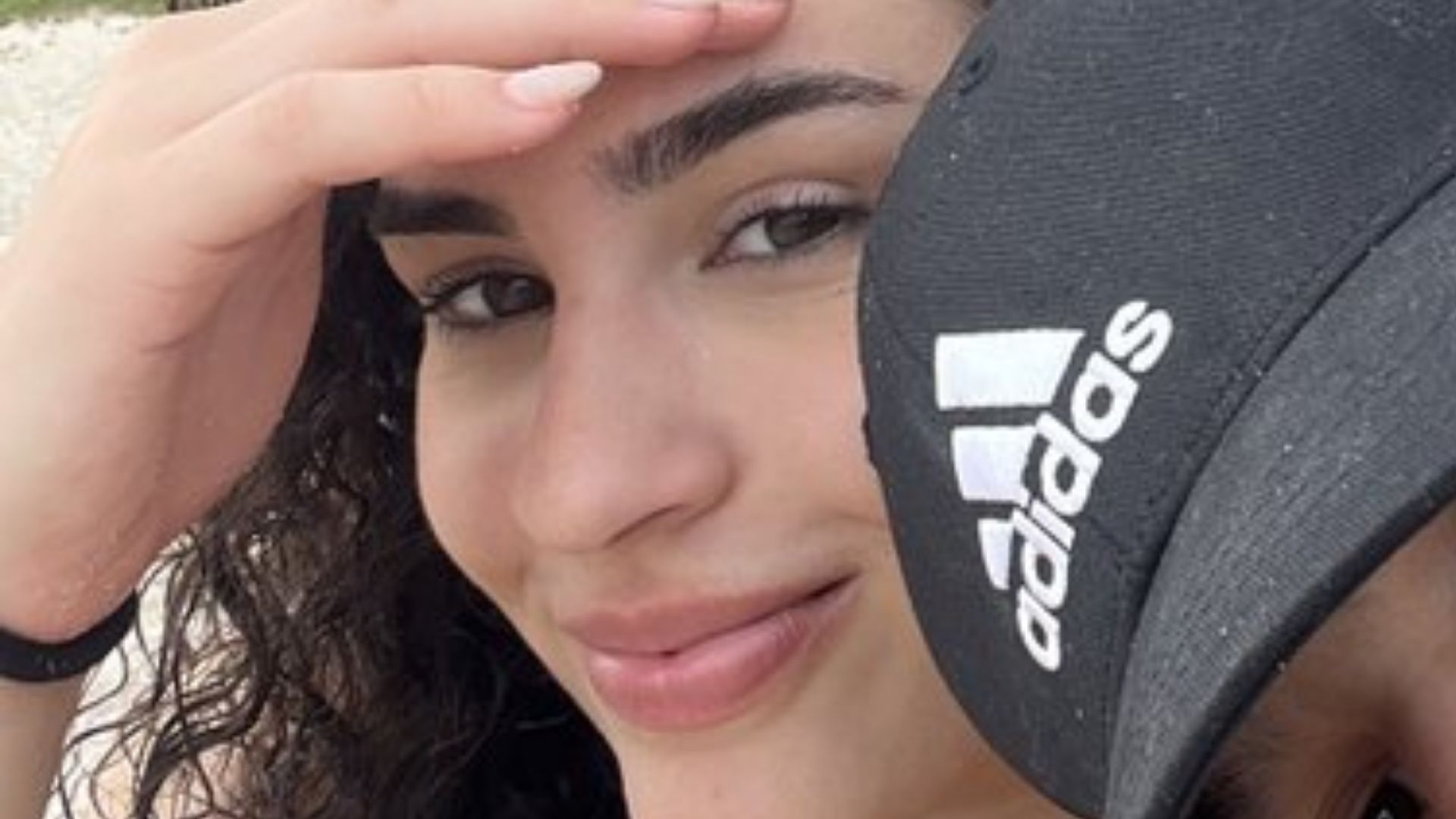 Ela cresceu! Lívian Aragão assume namoro com gamer gato: “Muito feliz”