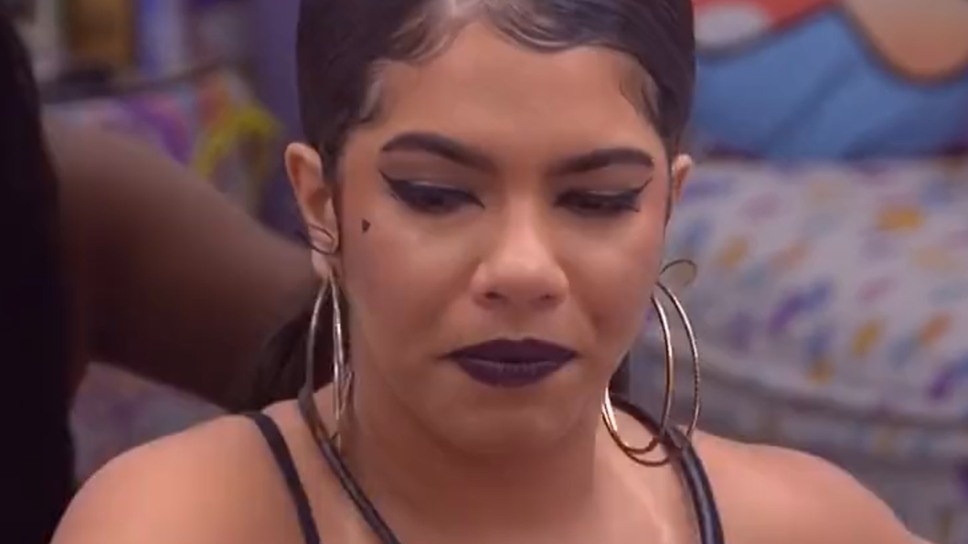 BBB22: Maria chora e lamenta falta de intimidade: “Saudades do meu vibrador”