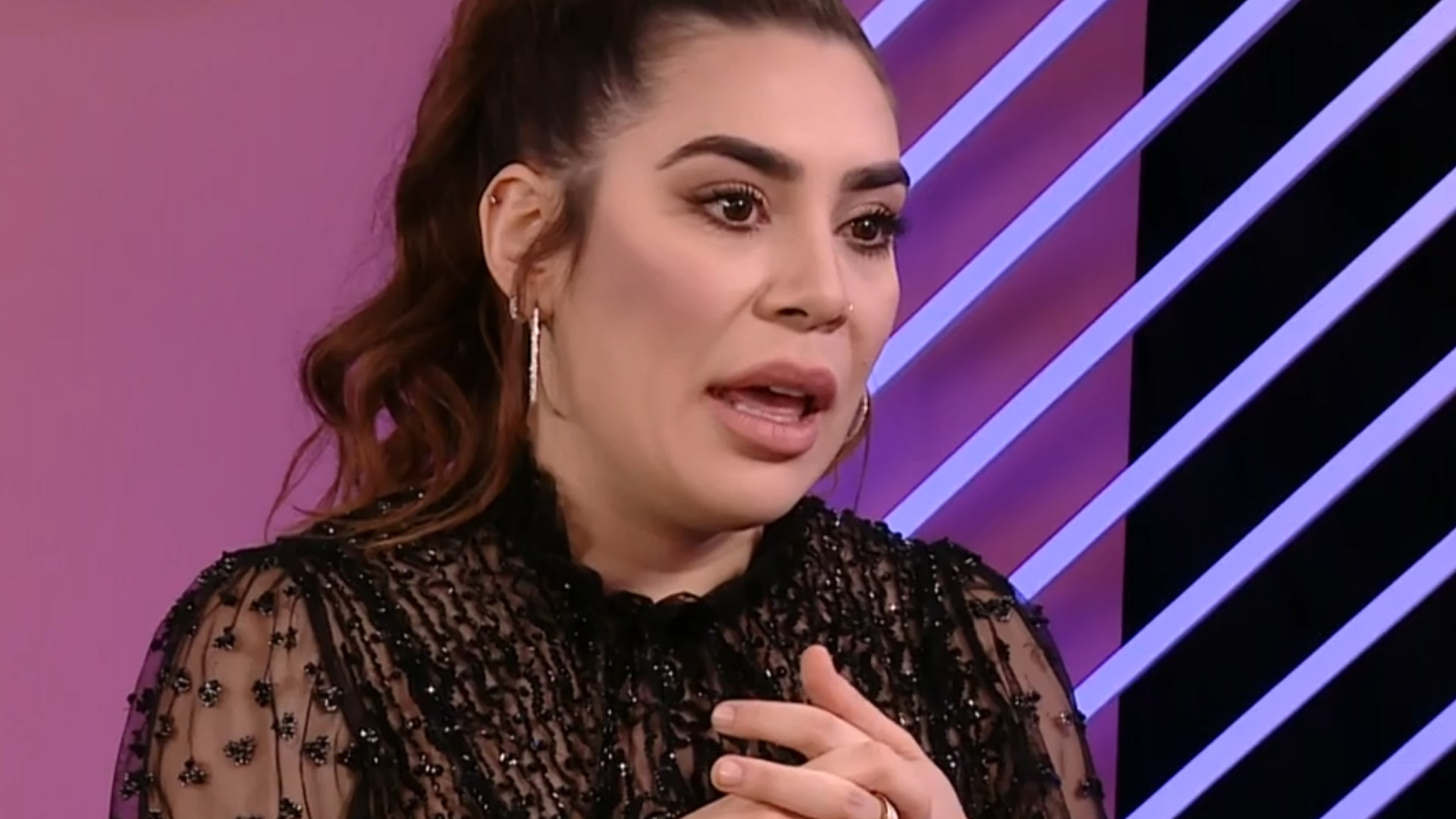 BBB22: Naiara Azevedo recebe mensagem apaixonada do ex: “Conheço seu íntimo”