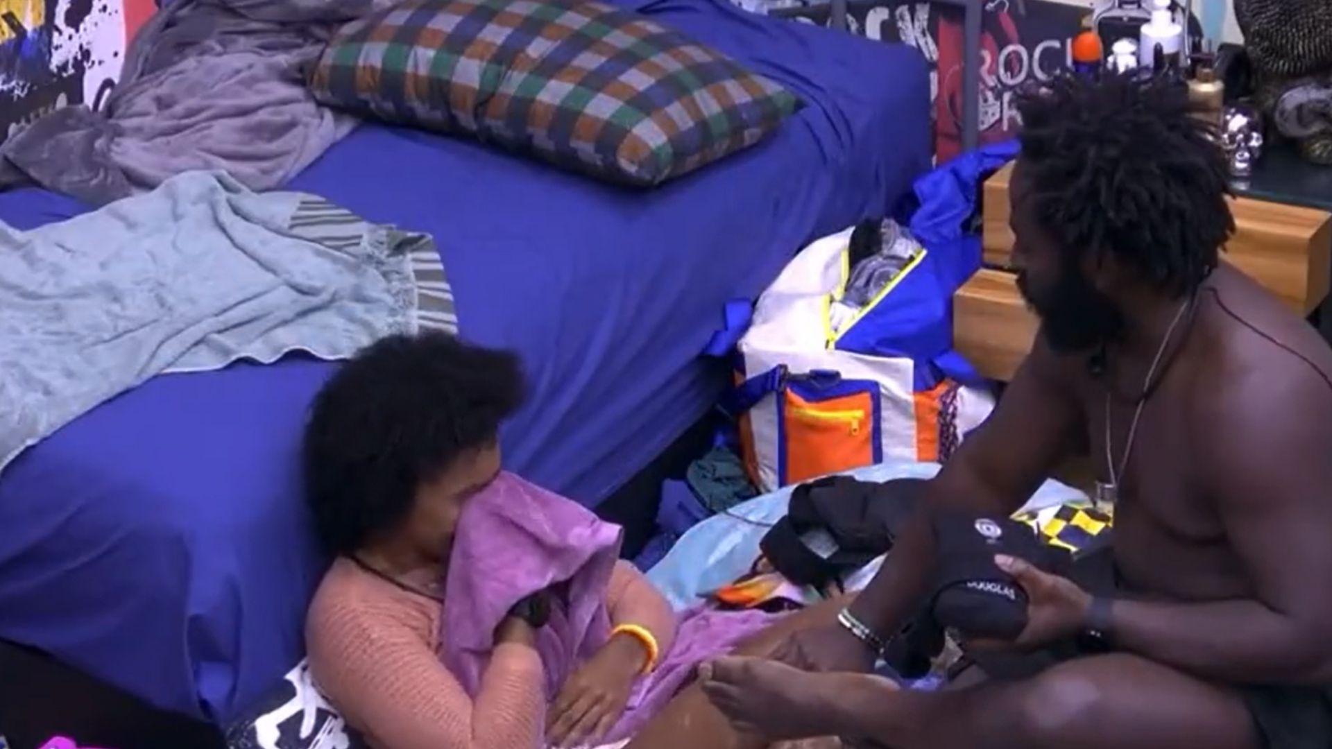 BBB22: Natália tem crise de choro e faz pedido desesperador: “Tomara que eu saia”