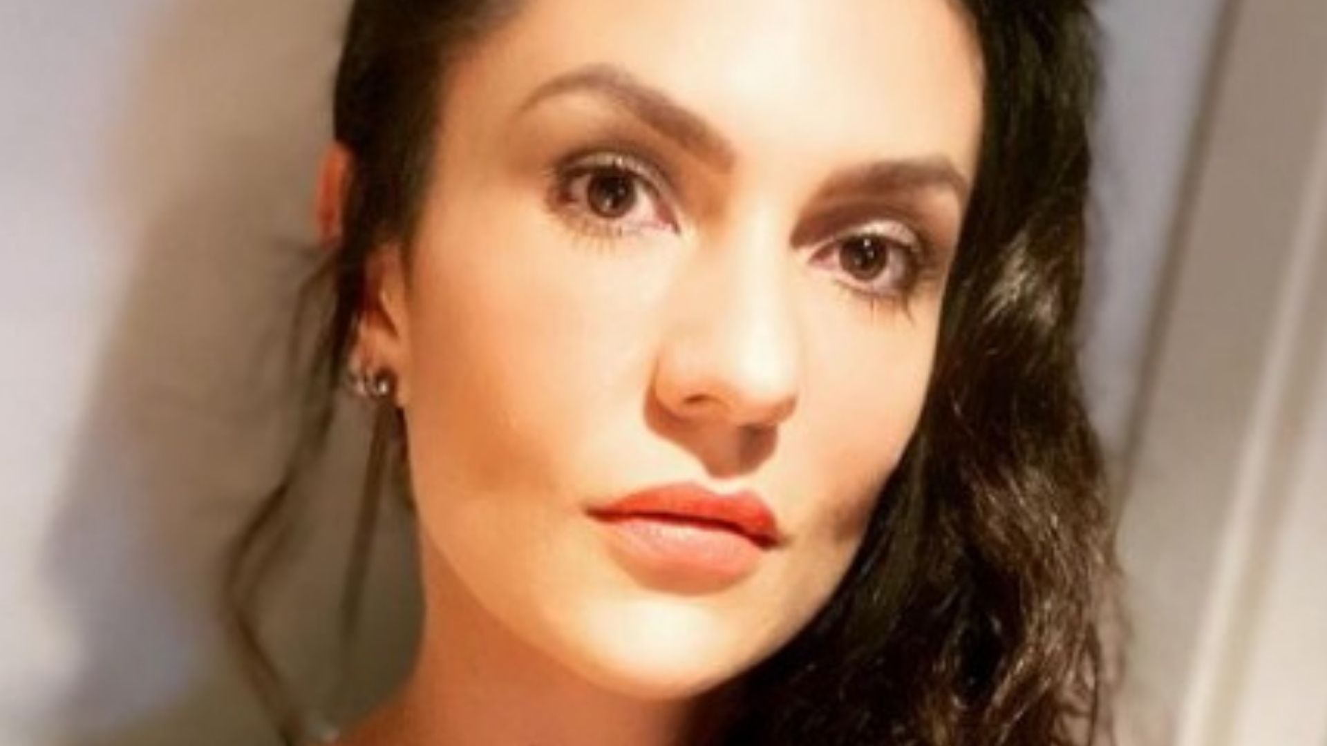 Paula Barbosa comenta remake de Pantanal em entrevista: “Gostinho especial”
