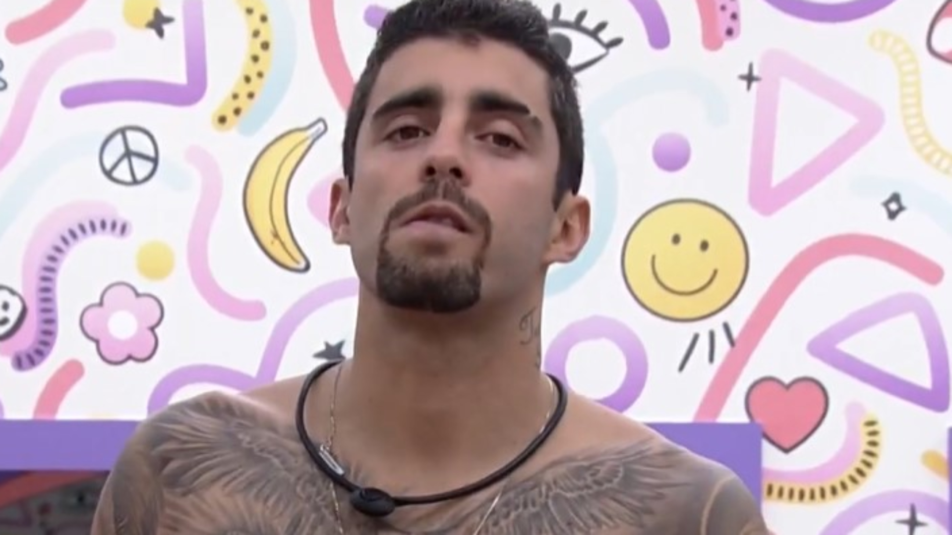 BBB22: Pedro Scooby perde a linha ao ouvir comentário sobre Anitta: “Já deu”
