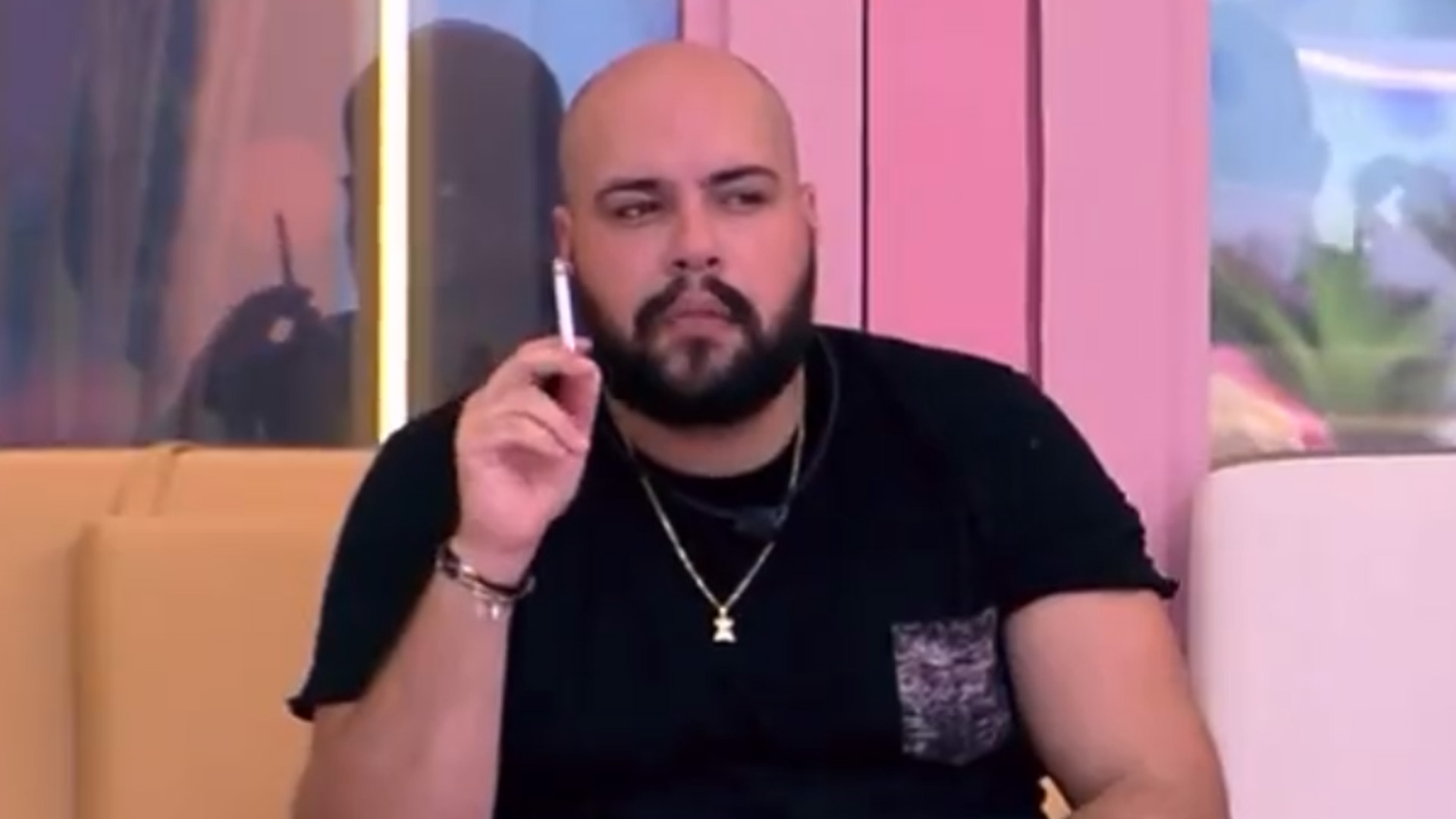 BBB22: Tiago Abravanel faz voto de silêncio e público se revolta: “Parece piada”