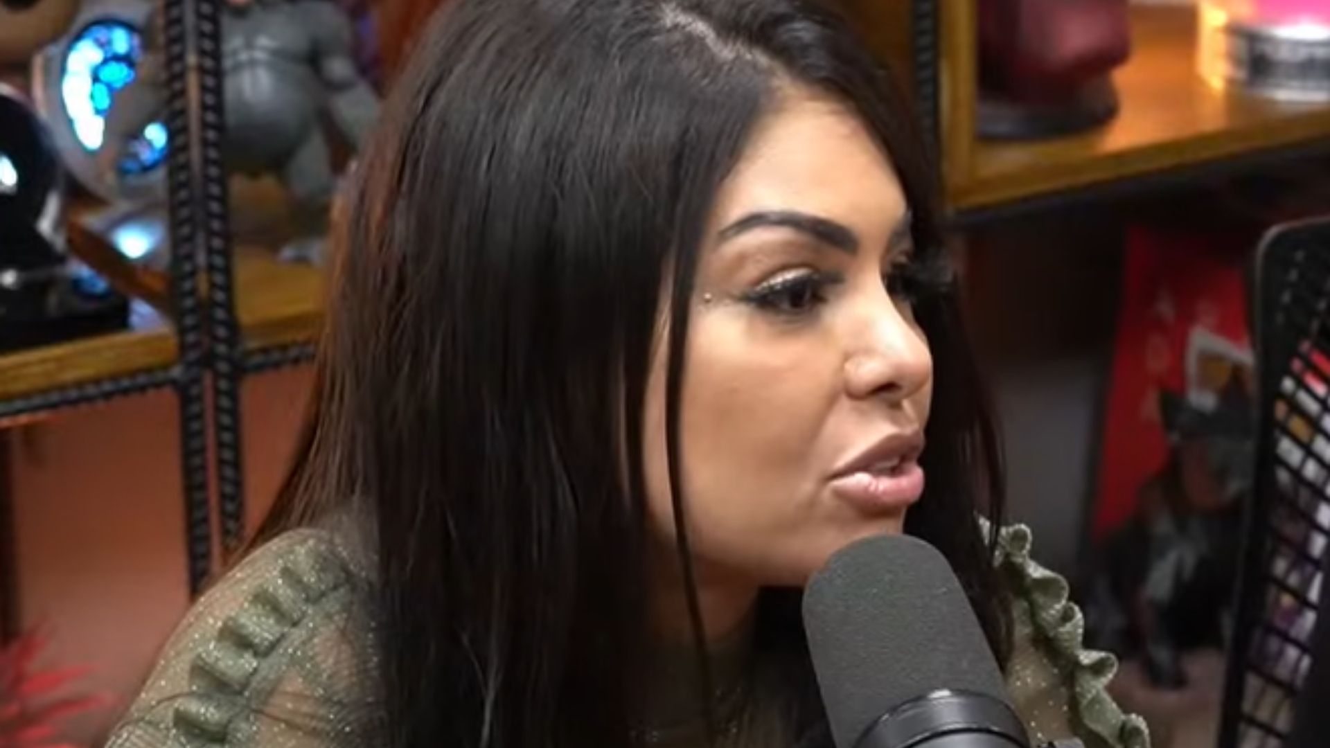 Vocalista do Calcinha Preta citou desmaio dias antes da intubação: “Um passamento”