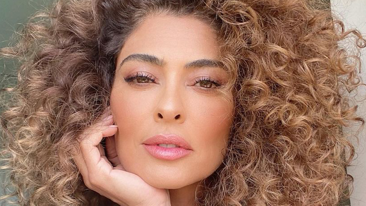 Deslumbrante, Juliana Paes aposta em look arrasador e rouba a cena no casamento da irmã: “Espetáculo”
