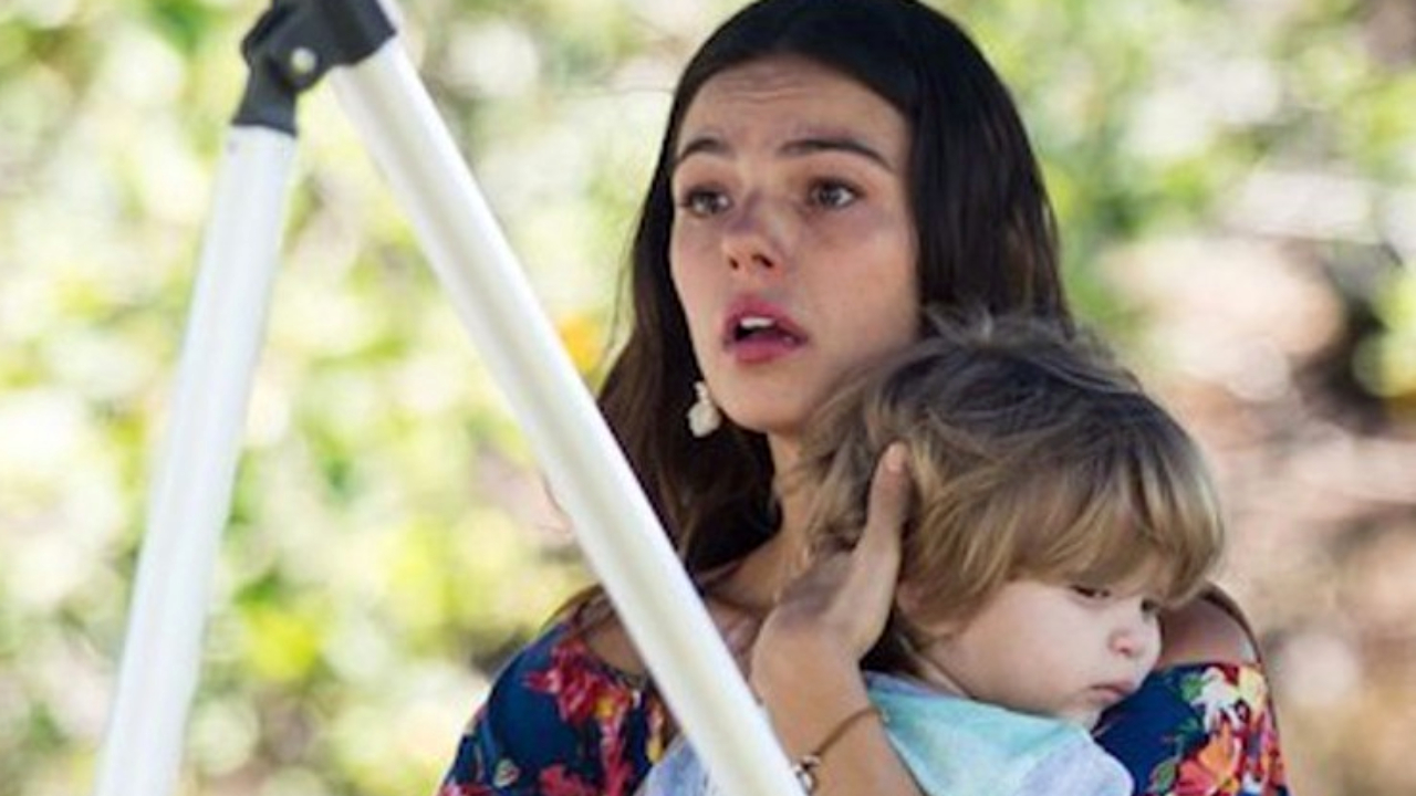 A Força do Querer: Ritinha recebe pedido de reconciliação de Zeca e Ruy, fica confusa e foge com o filho