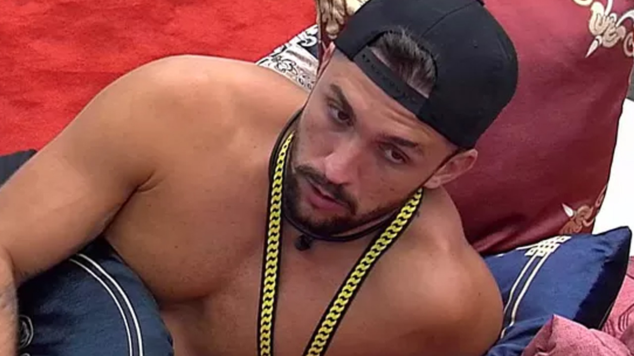 BBB21: Arthur surpreende e revela quem pretende indicar ao paredão: “Vai os dois”