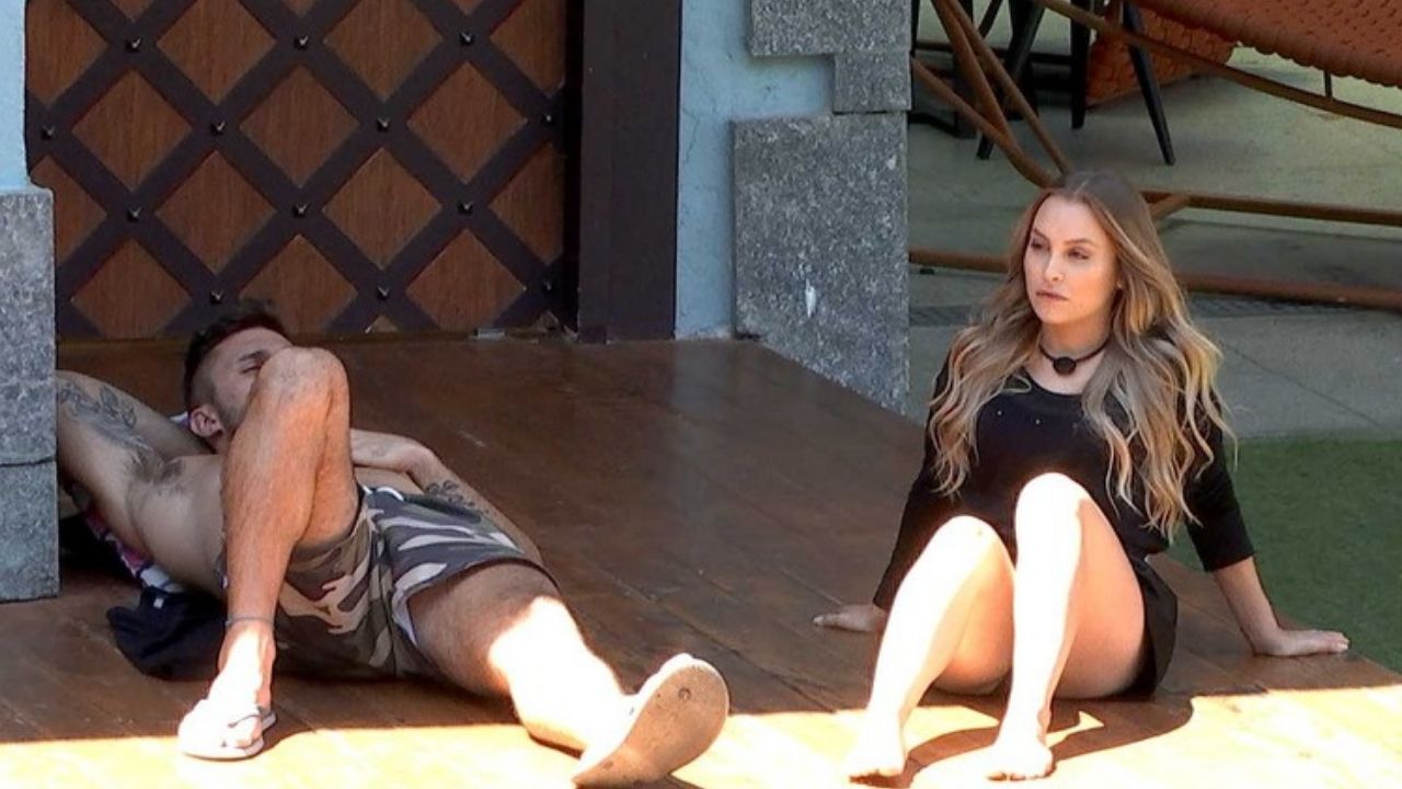 BBB21: Climão! Carla Diaz levanta hipótese de Arthur ser culpado pela eliminação de Projota:  “Não acha?”