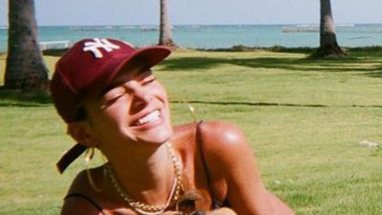 Assumiu! Bruna Marquezine publica primeira foto com Enzo Celulari e fãs comemoram: “Essa foto é tudo pra mim”