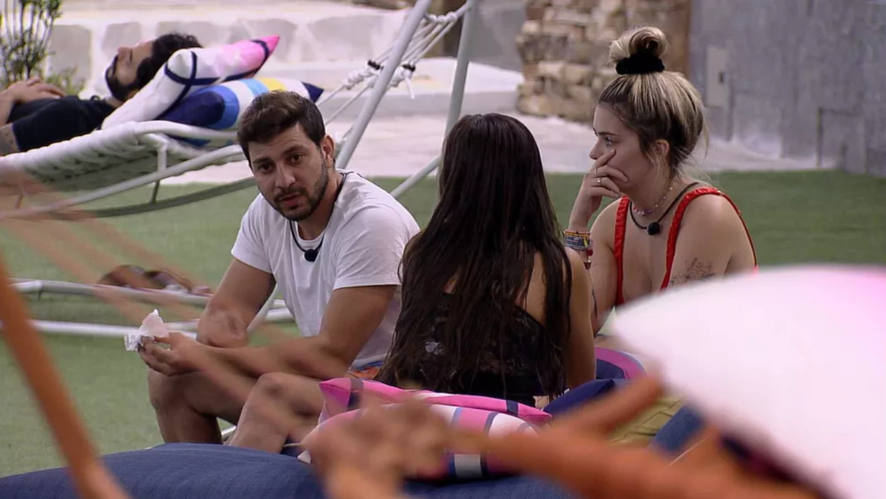 BBB21: Caio diz que vai desmascarar sister durante jogo da discórdia: ”Fiquei chateado”