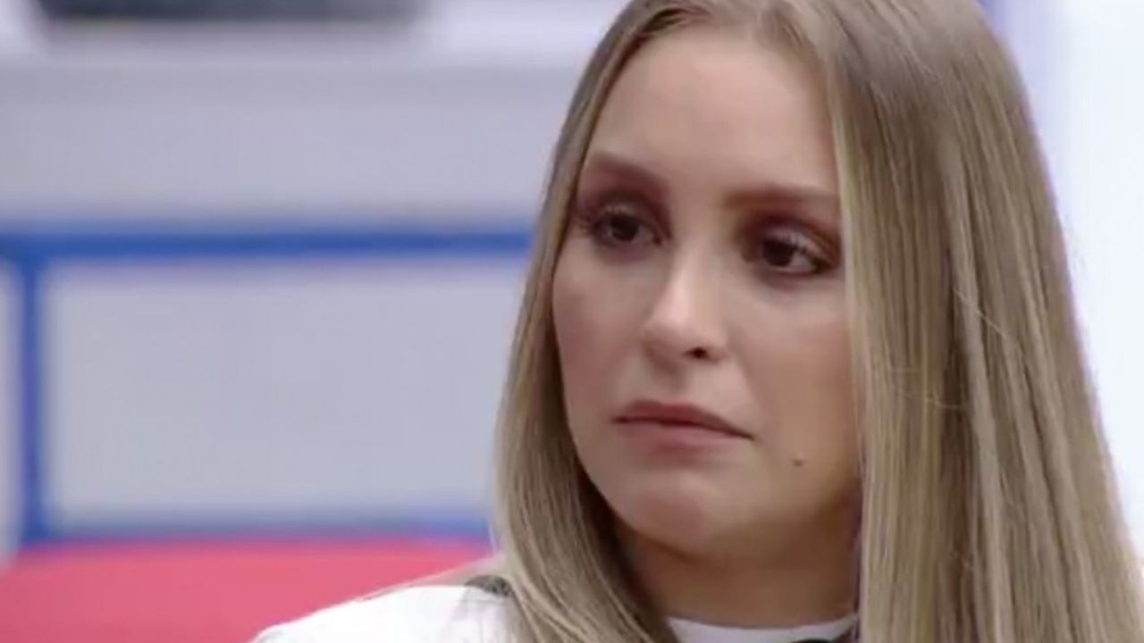 BBB21: Abandonada pelos amigos, Carla Diaz encontra nova aliada no reality e pede por lealdade: “Pode confiar”