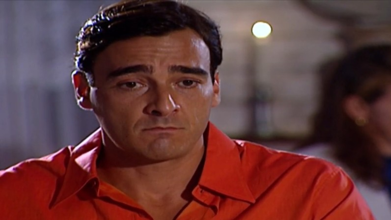 Laços de Família: Danilo não consegue viver sem o luxo e planeja reconquistar Alma