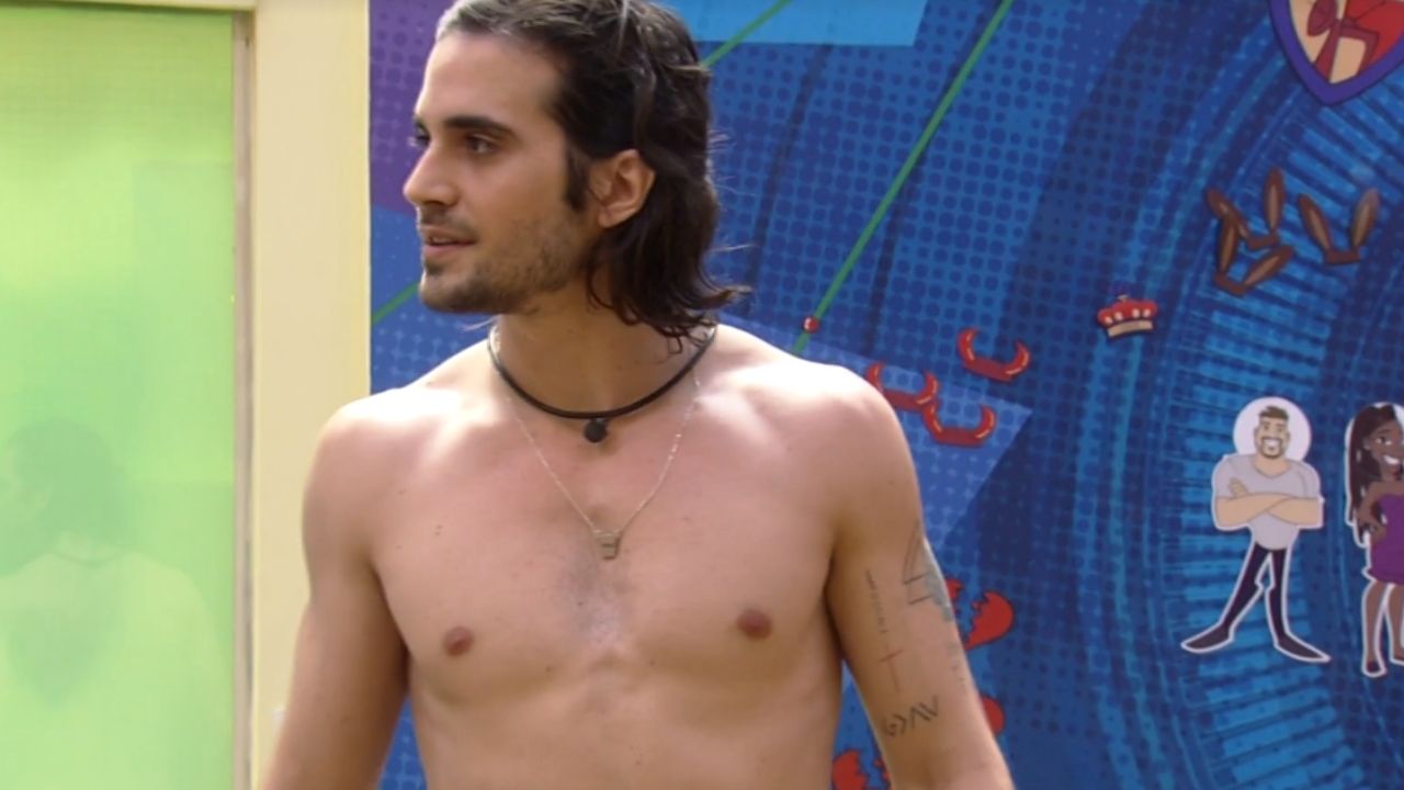 BBB21: Foi pro ataque! Fiuk encara sister malhando na academia, ela percebe e ele dispara: “Está uma gatinha”