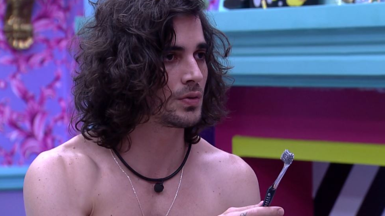 BBB21: Fiuk alerta Camilla de Lucas sobre sister e ataca: ”Tem que tomar muito cuidado com ela”