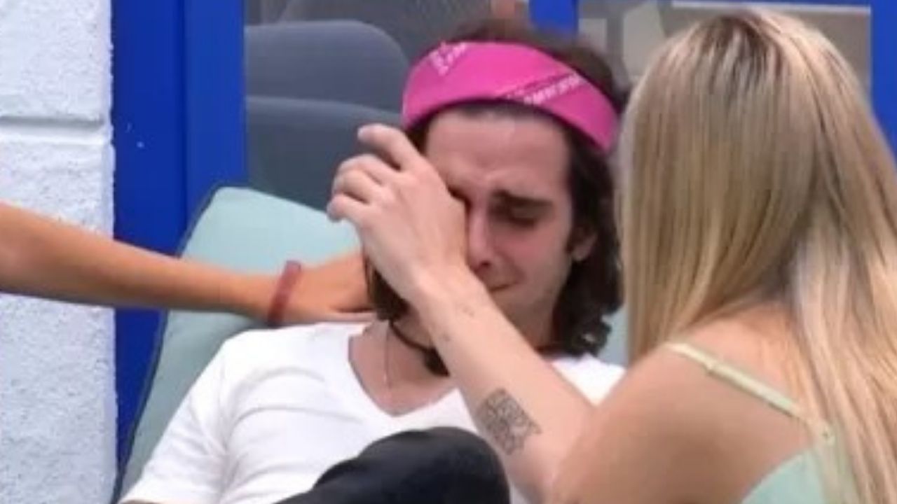 BBB21: Aos prantos, Fiuk se desespera após discussão com Lumena: “Ver essa dor é muito ruim”