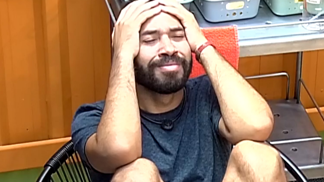 BBB21: Irmã de Gilberto se desespera e pede que brother deixe reality: “Abuso psicológico”
